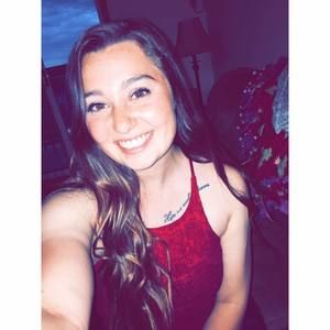 Meet your Posher, Caitlin